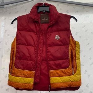 Moncler🚫 SOLD SOLD SOLD 🚫🚫
